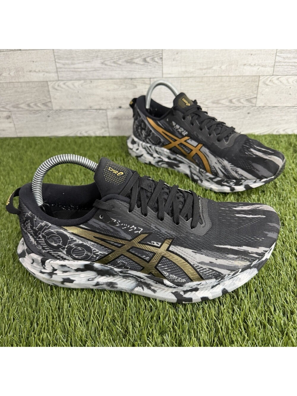 ASICS Men’s Running Noosa Tri 13 'Color Injection Pack Black Pure Gold Size 9.5
